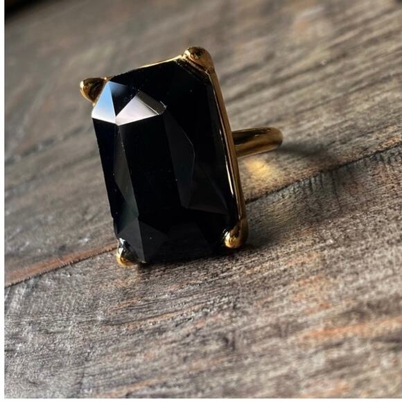 NEW Black Zirconium Stone Cocktail Ring - Picture 8 of 15